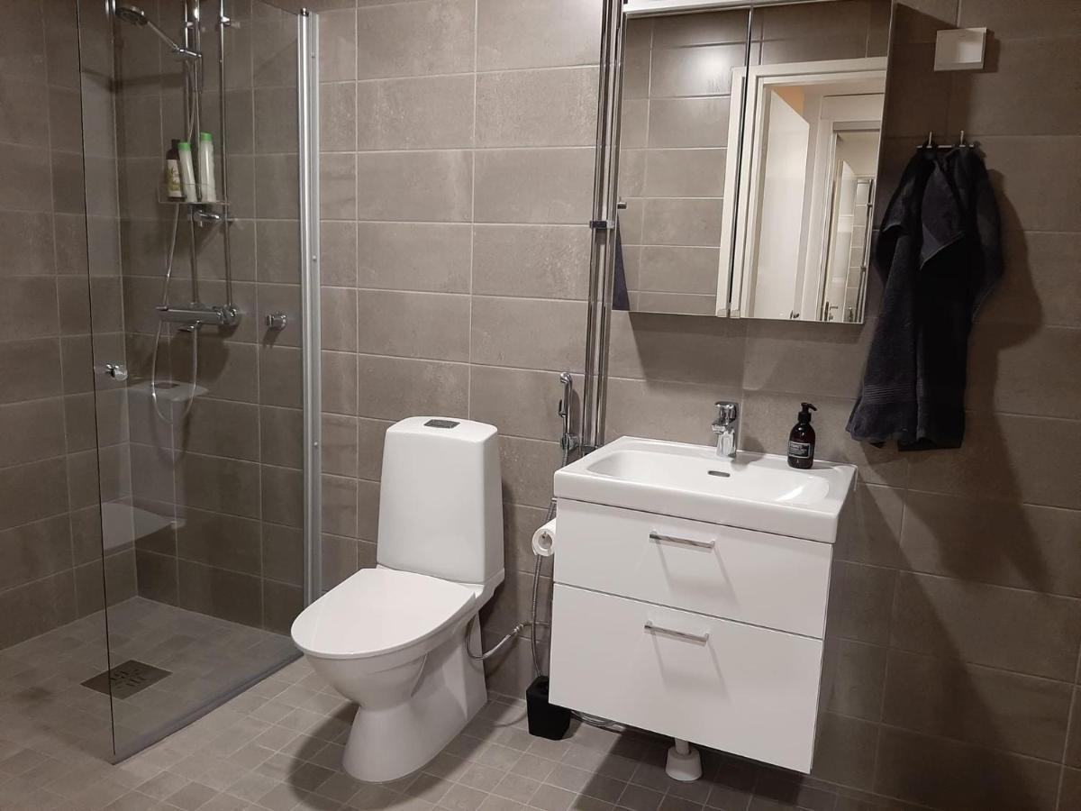 Premium Kaksio Rauman Keskustassa, Parveke Ja Sauna Buitenkant foto
