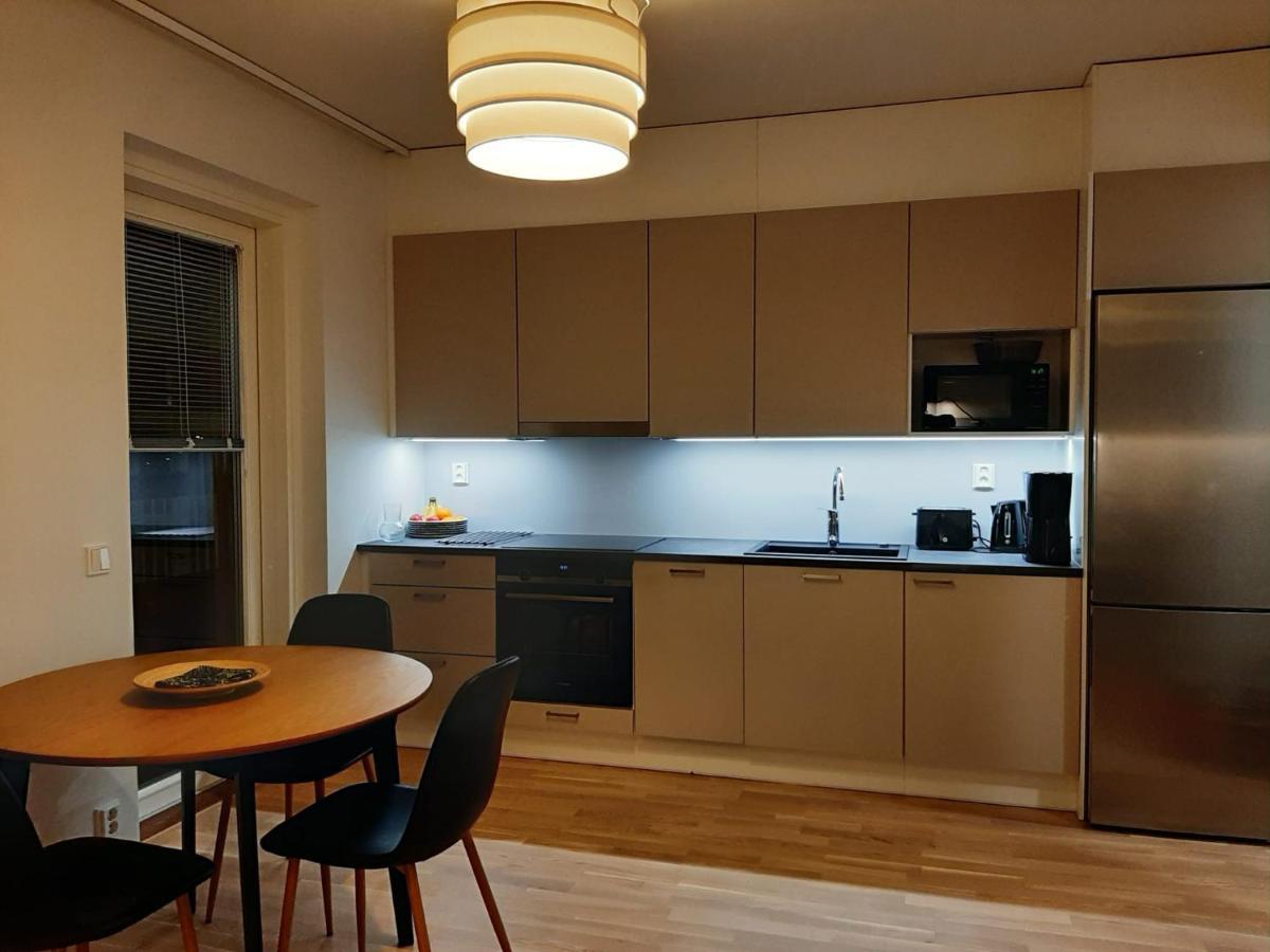 Premium Kaksio Rauman Keskustassa, Parveke Ja Sauna Buitenkant foto